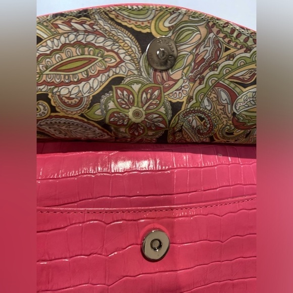 Maxx New York~Dark Pink Croco Embossed Leather Shoulder Bag~Top Zipper Closure - Picture 10 of 14